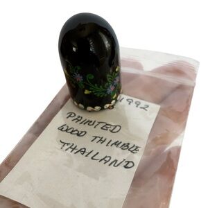 Vintage‎ Painted Wood Thimble – Handcrafted Thailand (1992)
